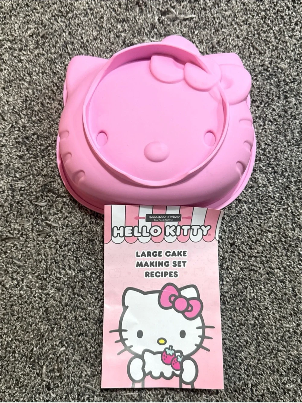 HandStand Silicone Sanrio Hello Kitty Cake Jello Dessert Mold Pink